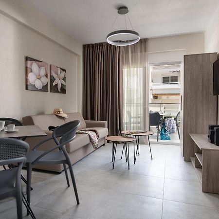 Crist Luxury Apartments Nea Poteidaia Buitenkant foto