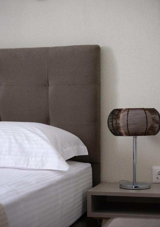 Crist Luxury Apartments Nea Poteidaia Buitenkant foto