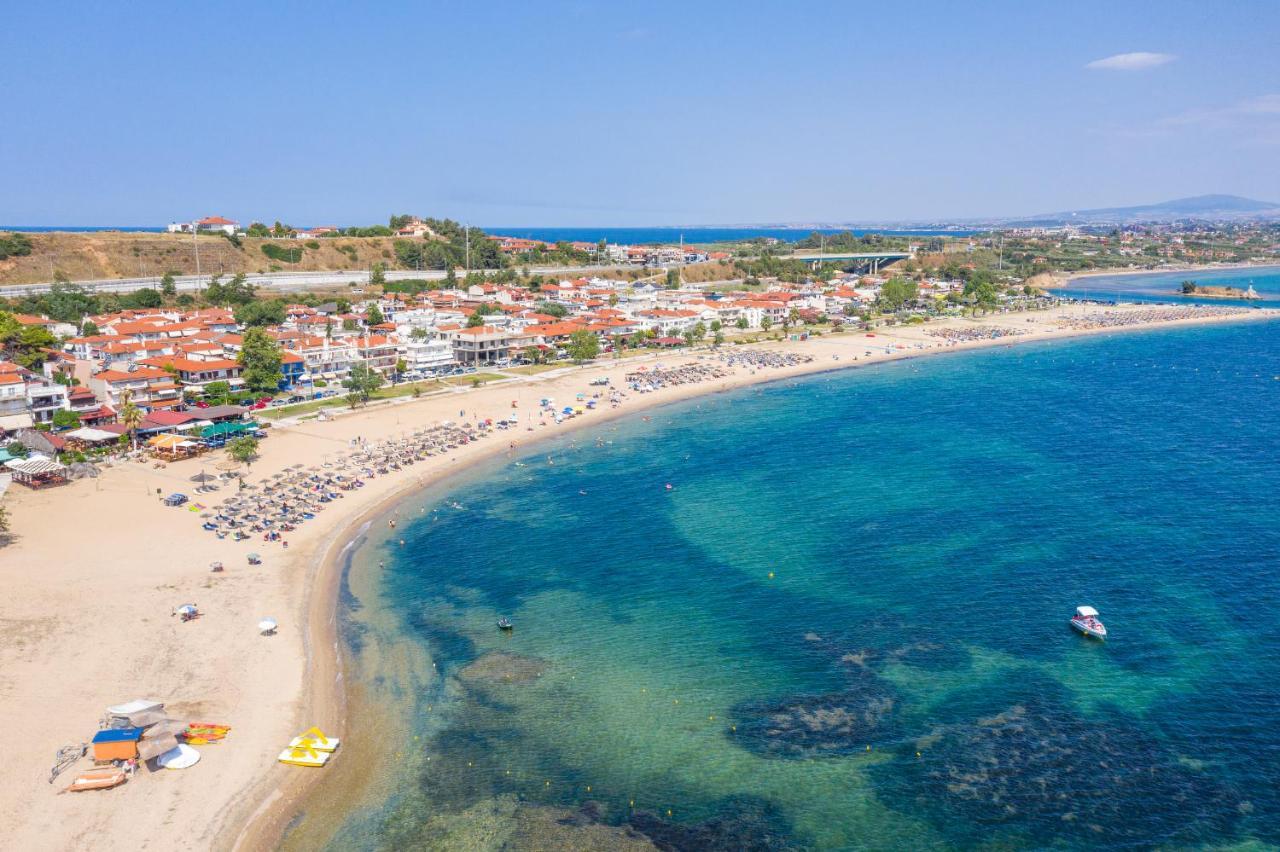 Crist Luxury Apartments Nea Poteidaia Buitenkant foto