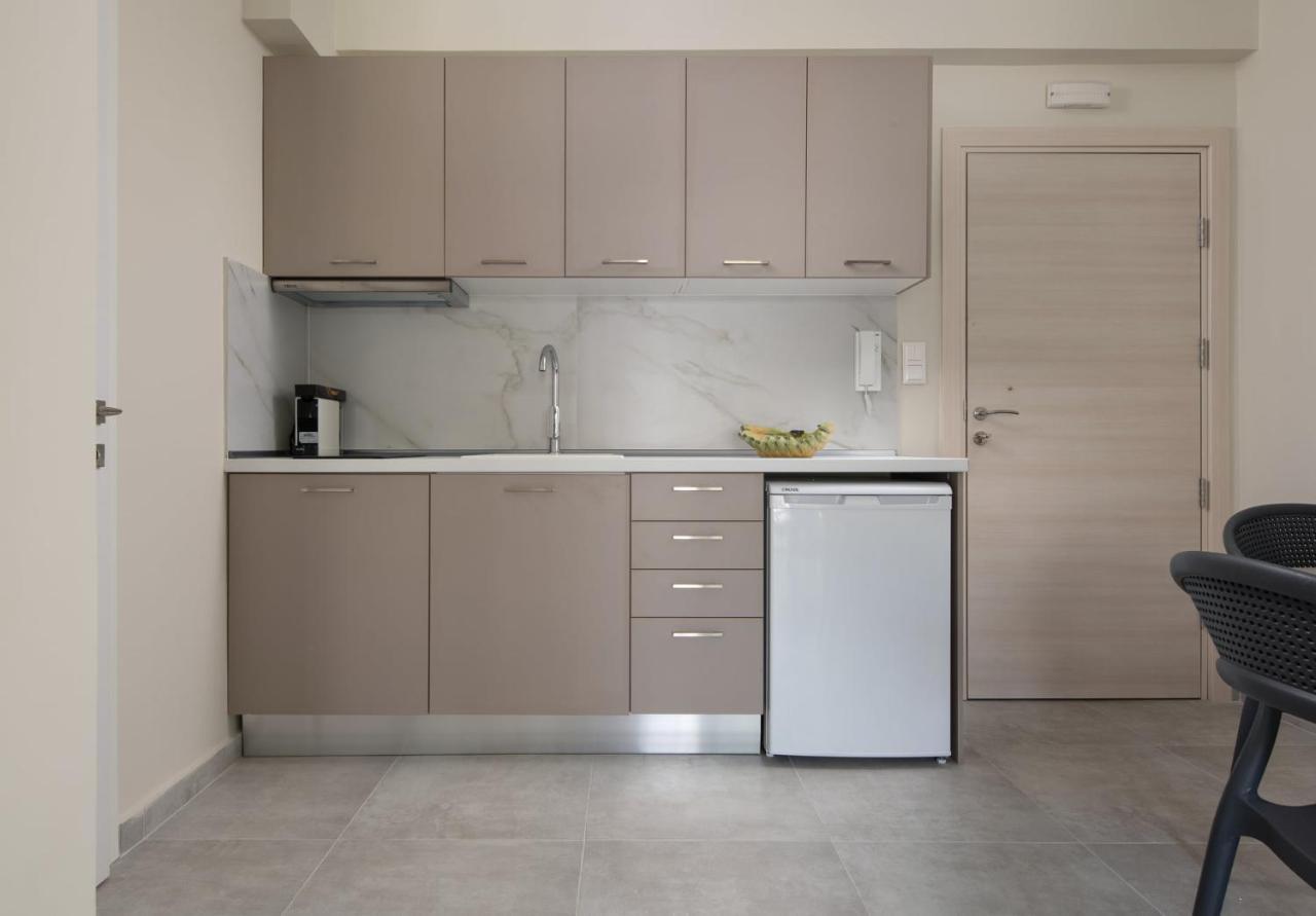 Crist Luxury Apartments Nea Poteidaia Buitenkant foto