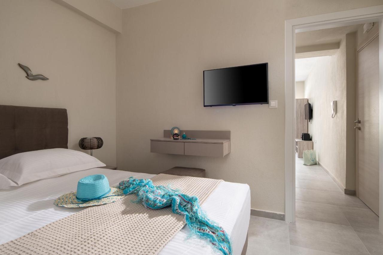 Crist Luxury Apartments Nea Poteidaia Buitenkant foto